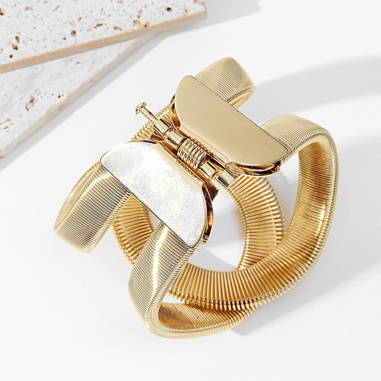 Camelia™ | Golden Bracelet